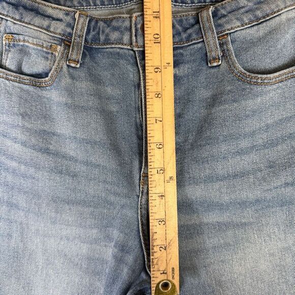 Hollister Womens Size 9 Ultra High Rise Mom Denim Jeans Blue Light Wash - Picture 4 of 8